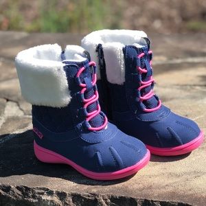 🧚🏼‍♀️Carter’s winter boots 🧚🏼‍♀️